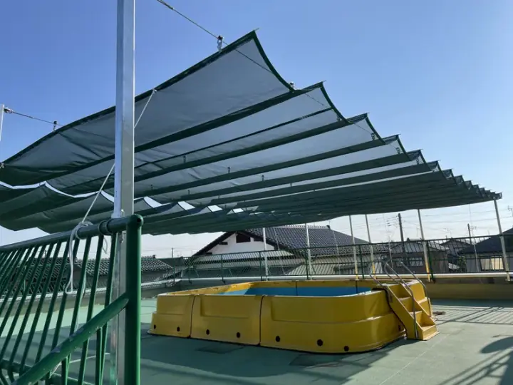 開閉テント