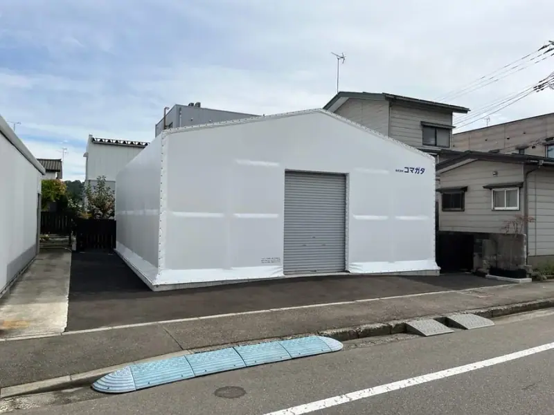 テント倉庫の施工写真